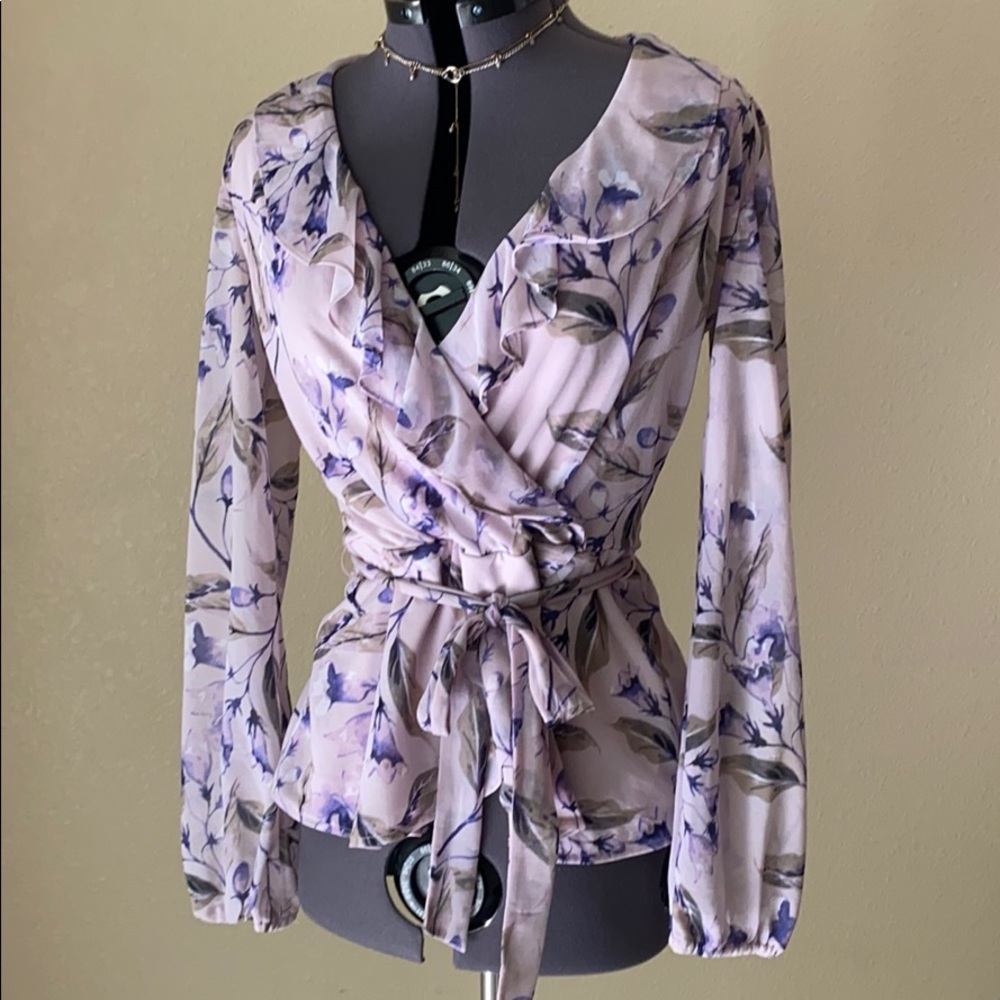 Beautiful Goldray floral wrap blouse